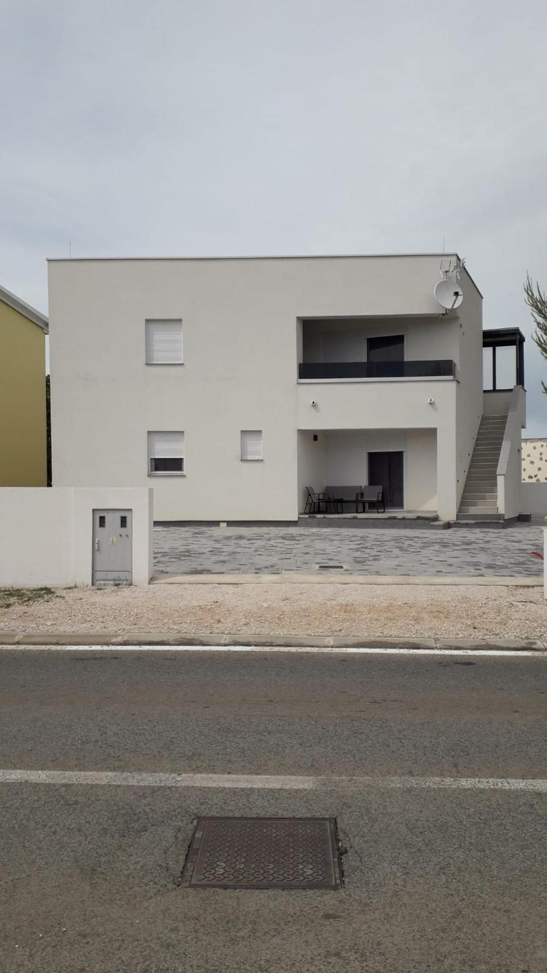 B&L Apartments Vir Luaran gambar